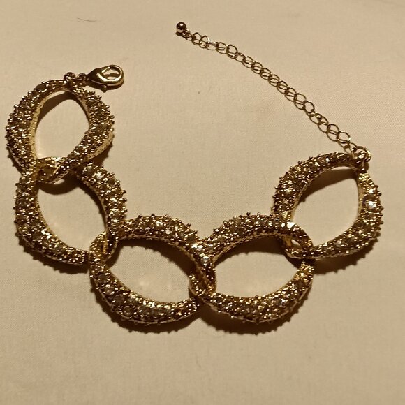 Bracelet - Picture 1 of 2